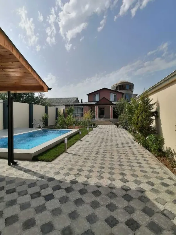 Satılır 5 otaqlı həyət evi 230 m²