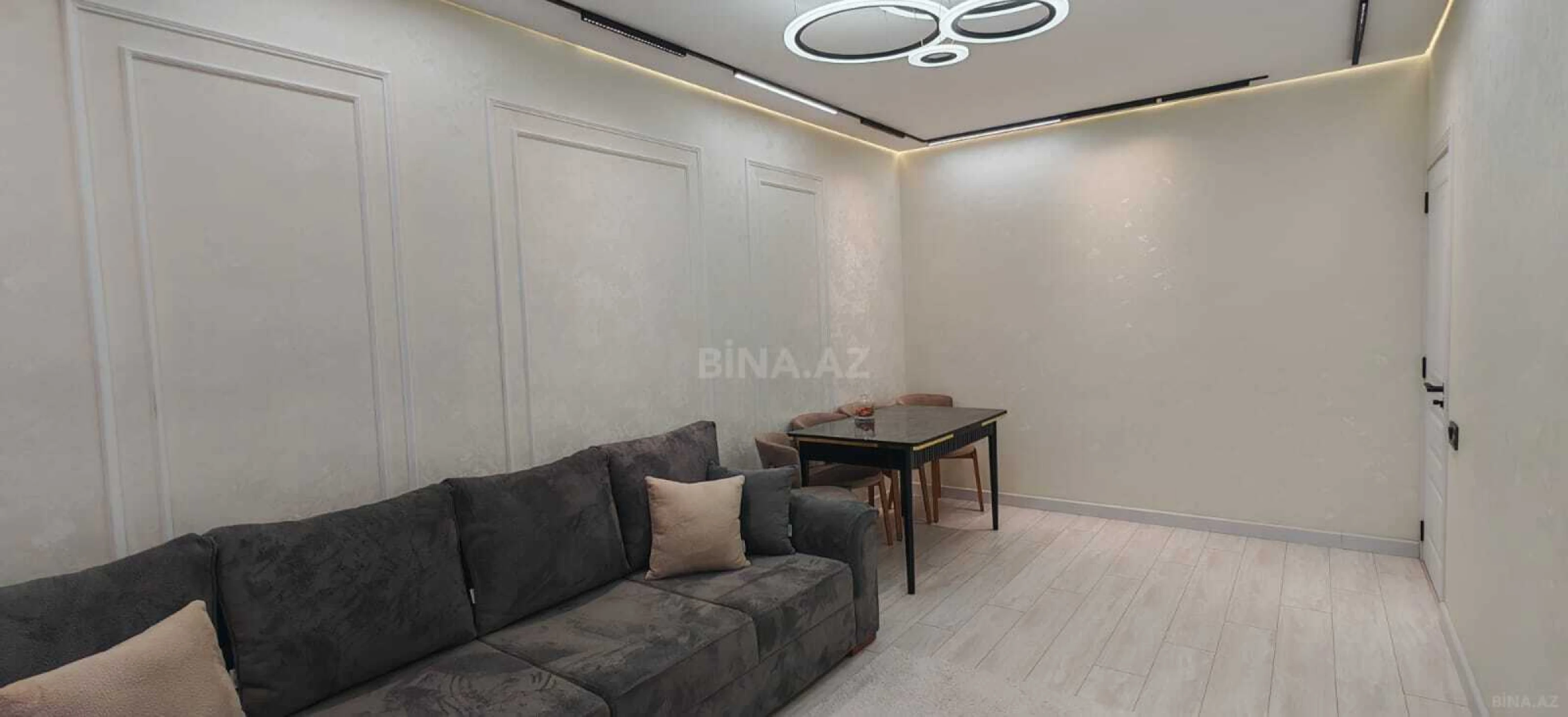 Satılır 2 otaqlı mənzil 60 m²