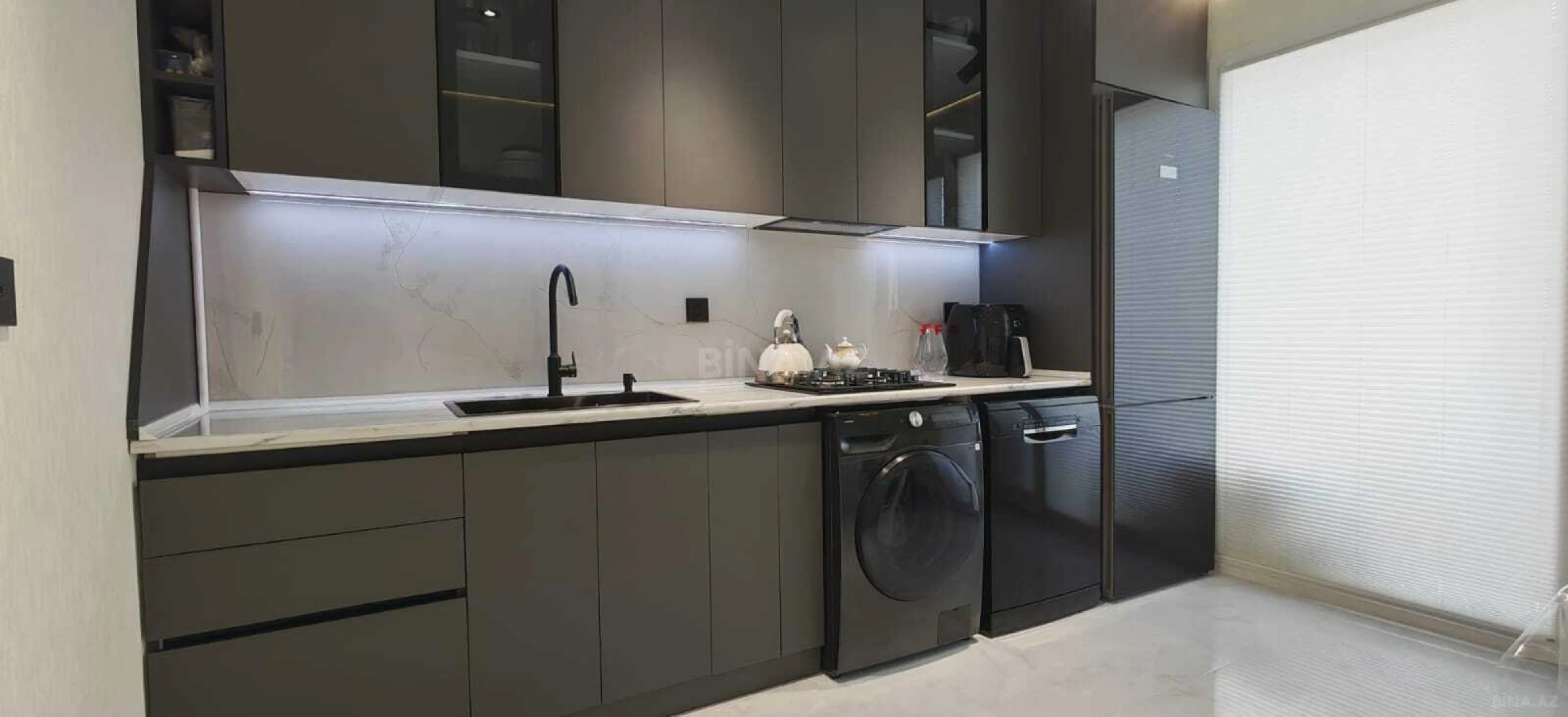 Satılır 2 otaqlı mənzil 60 m²