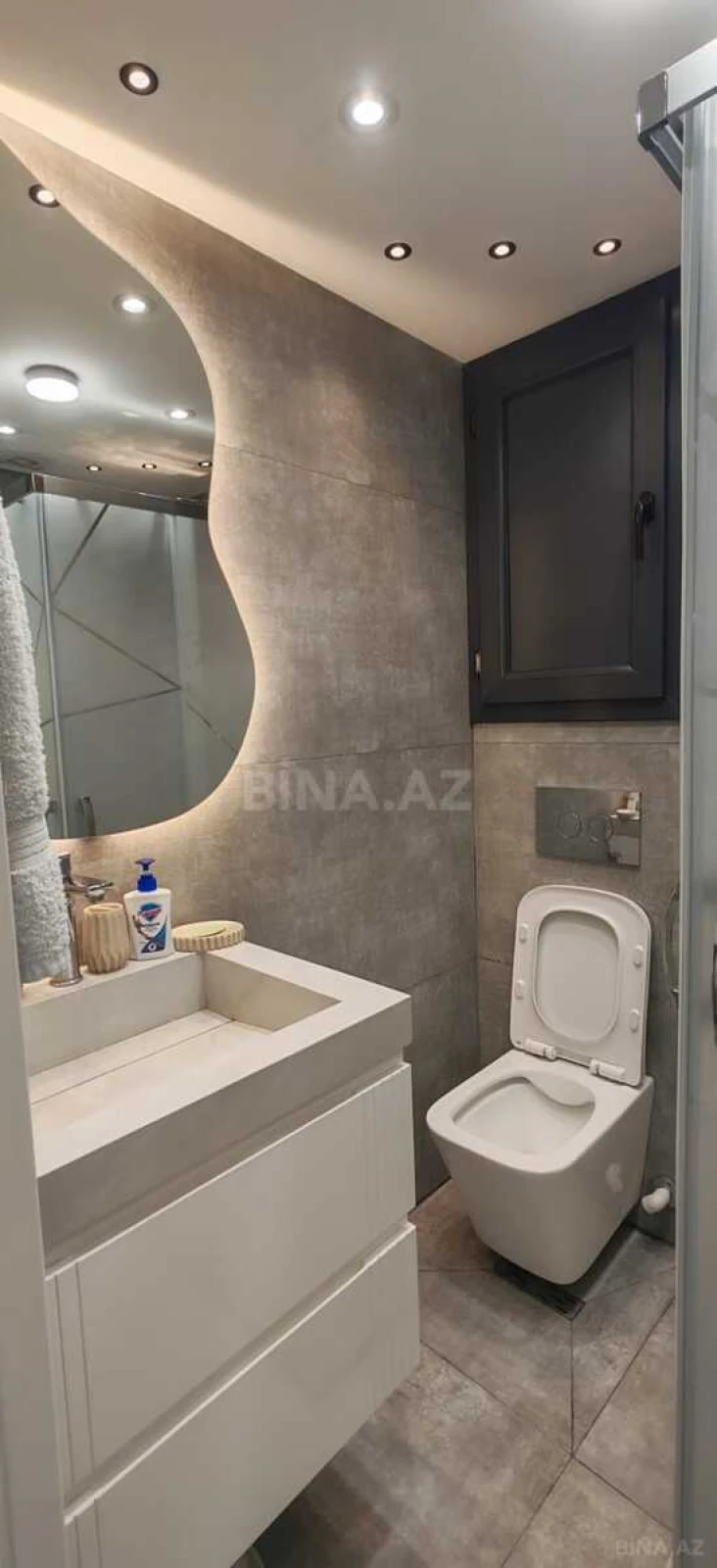 Satılır 2 otaqlı mənzil 60 m²