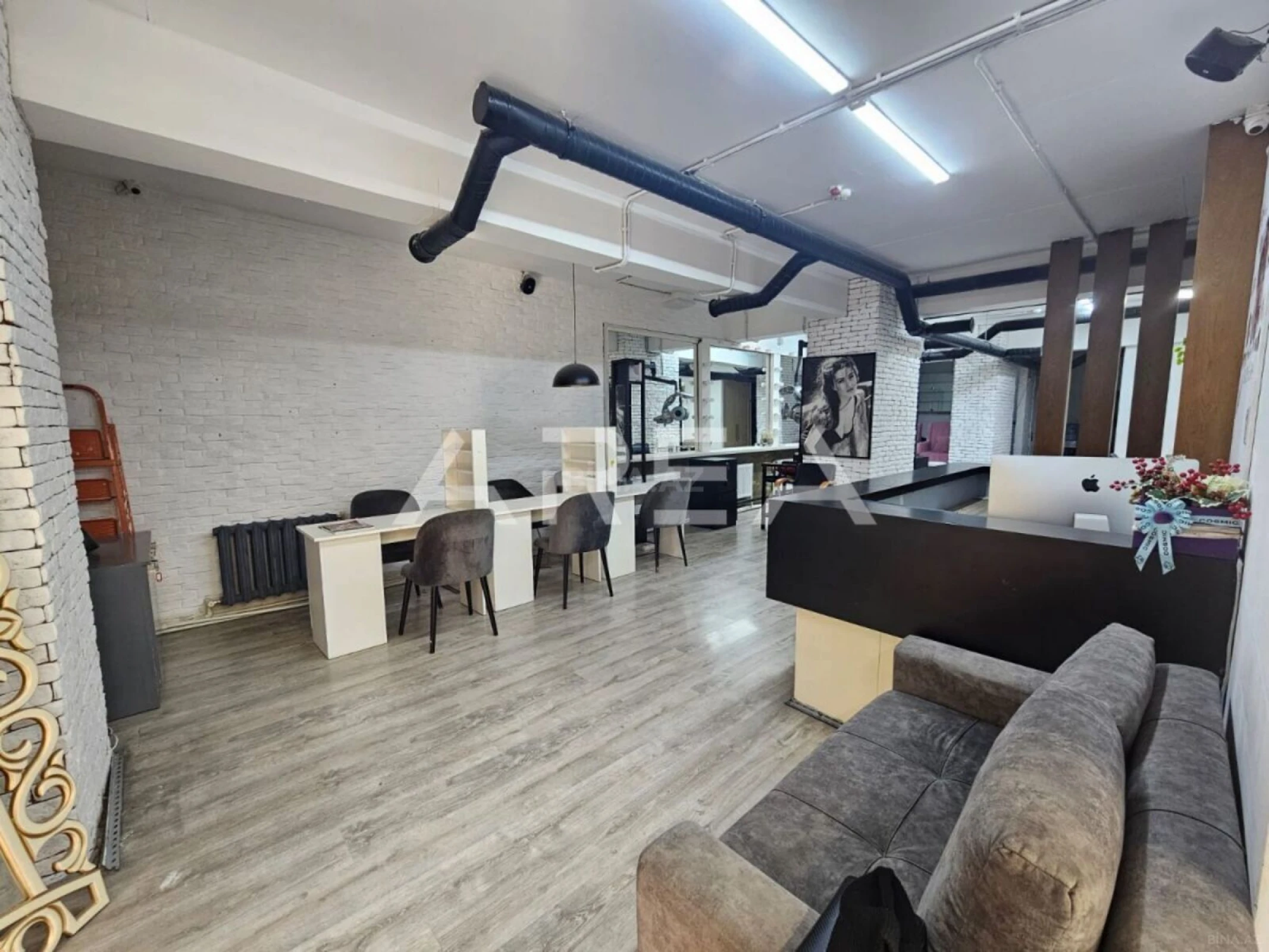 Kirayə verilir obyekt 200 m²