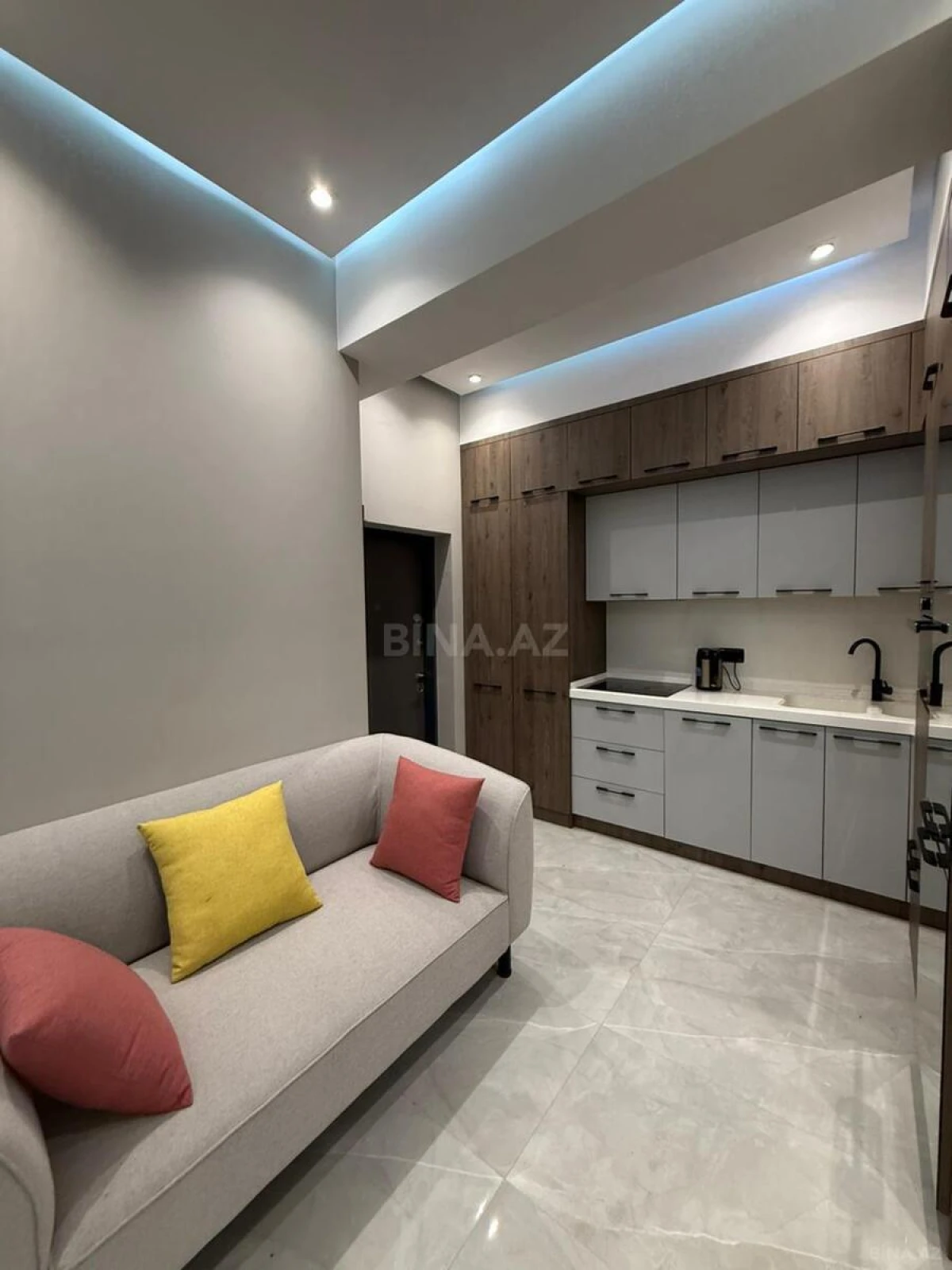 Kirayə verilir 2 otaqlı mənzil 50 m²