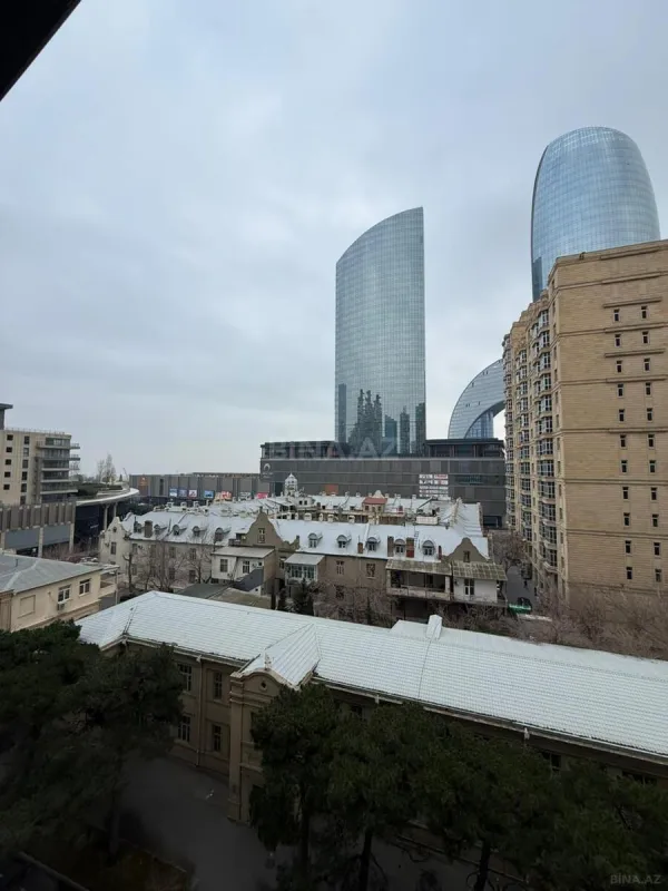 Kirayə verilir 2 otaqlı mənzil 50 m²