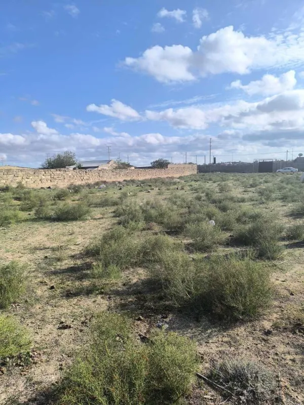 Satılır torpaq sahəsi 30 m²