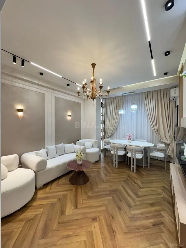 Satılır 2 otaqlı mənzil 69 m²