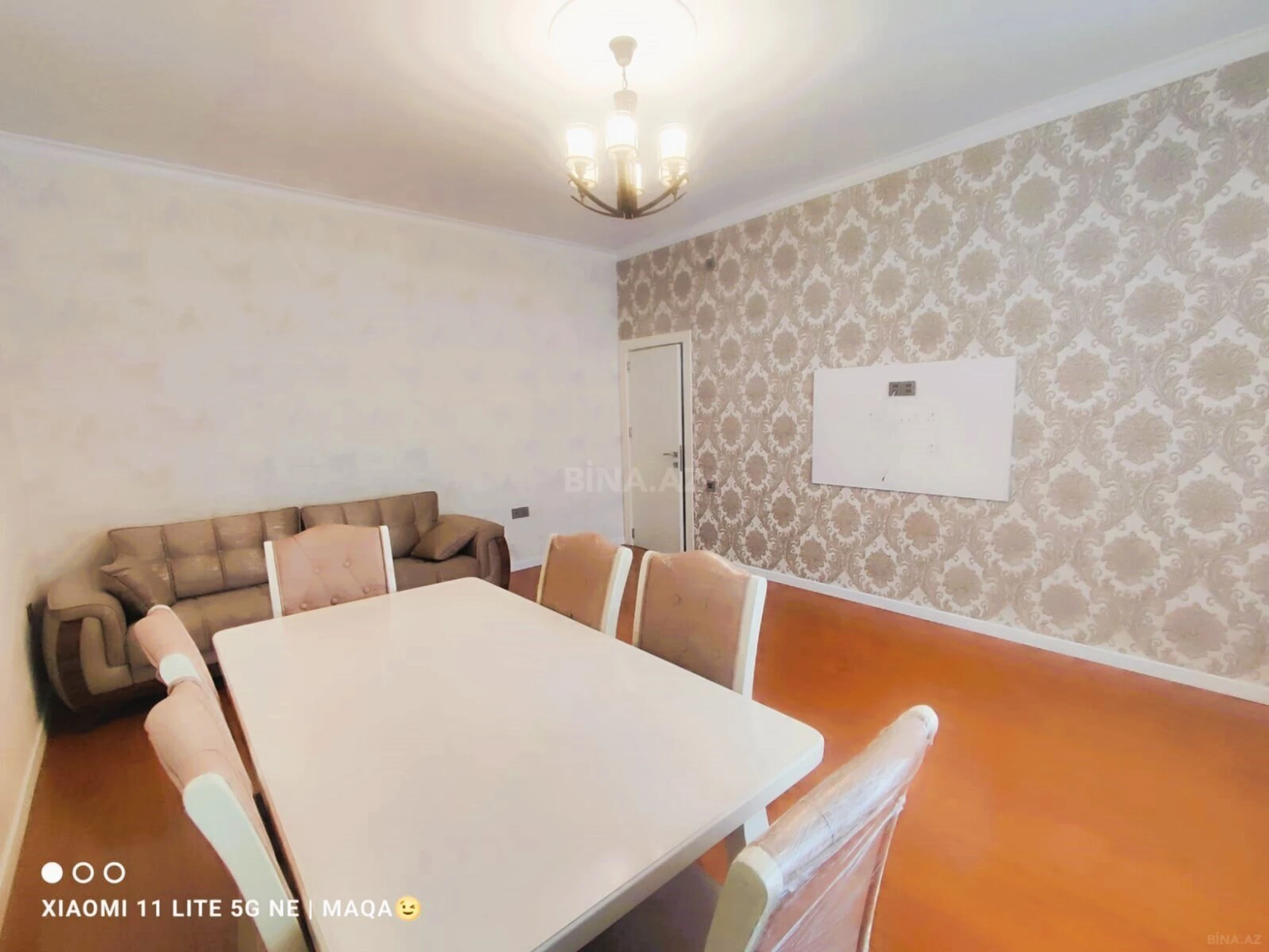 Kirayə verilir 3 otaqlı mənzil 105 m²