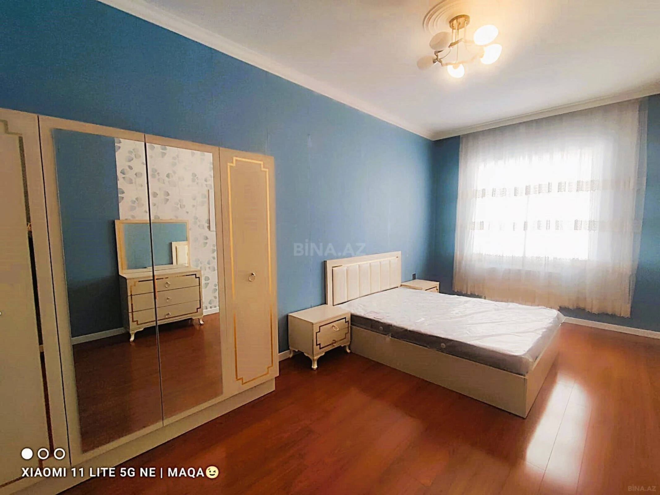 Kirayə verilir 3 otaqlı mənzil 105 m²