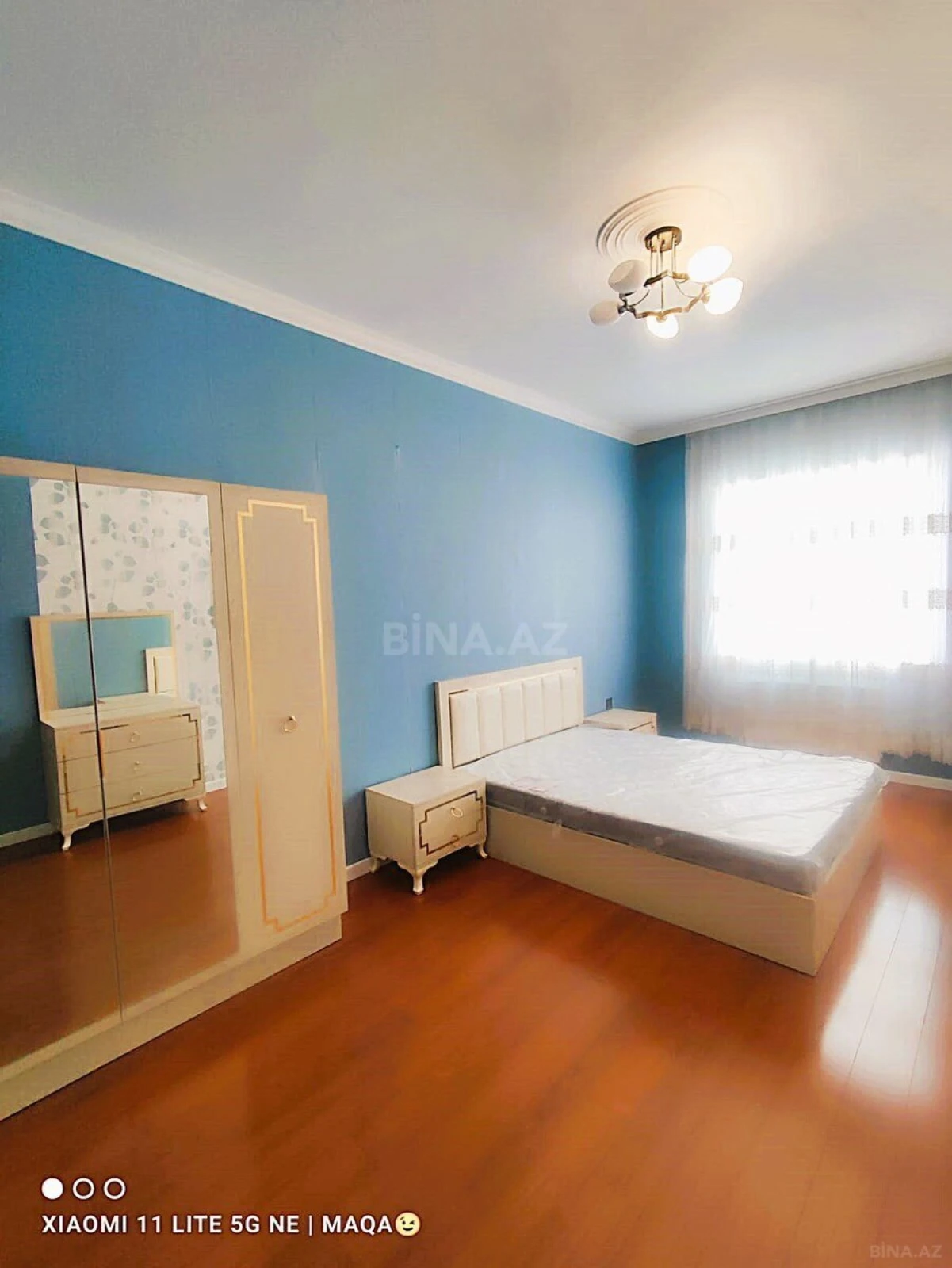 Kirayə verilir 3 otaqlı mənzil 105 m²