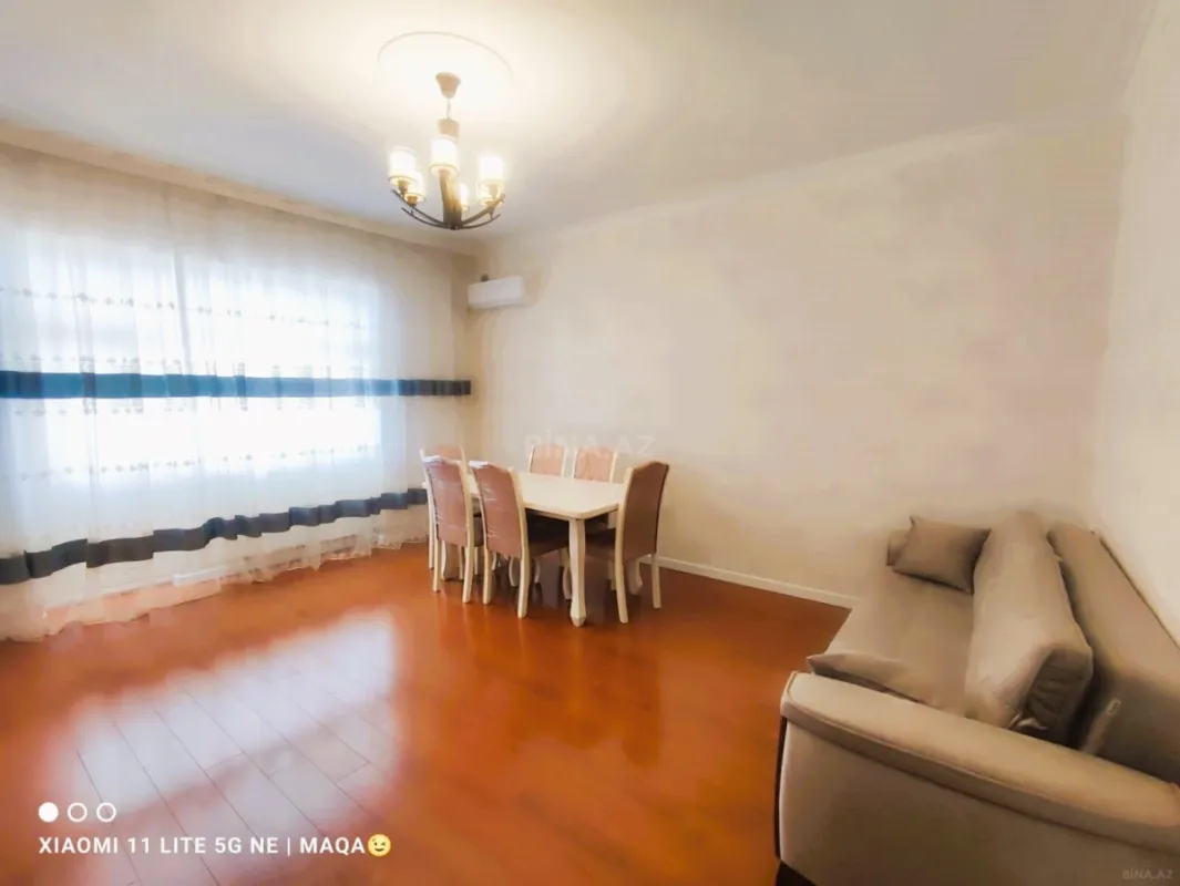 Kirayə verilir 3 otaqlı mənzil 105 m²