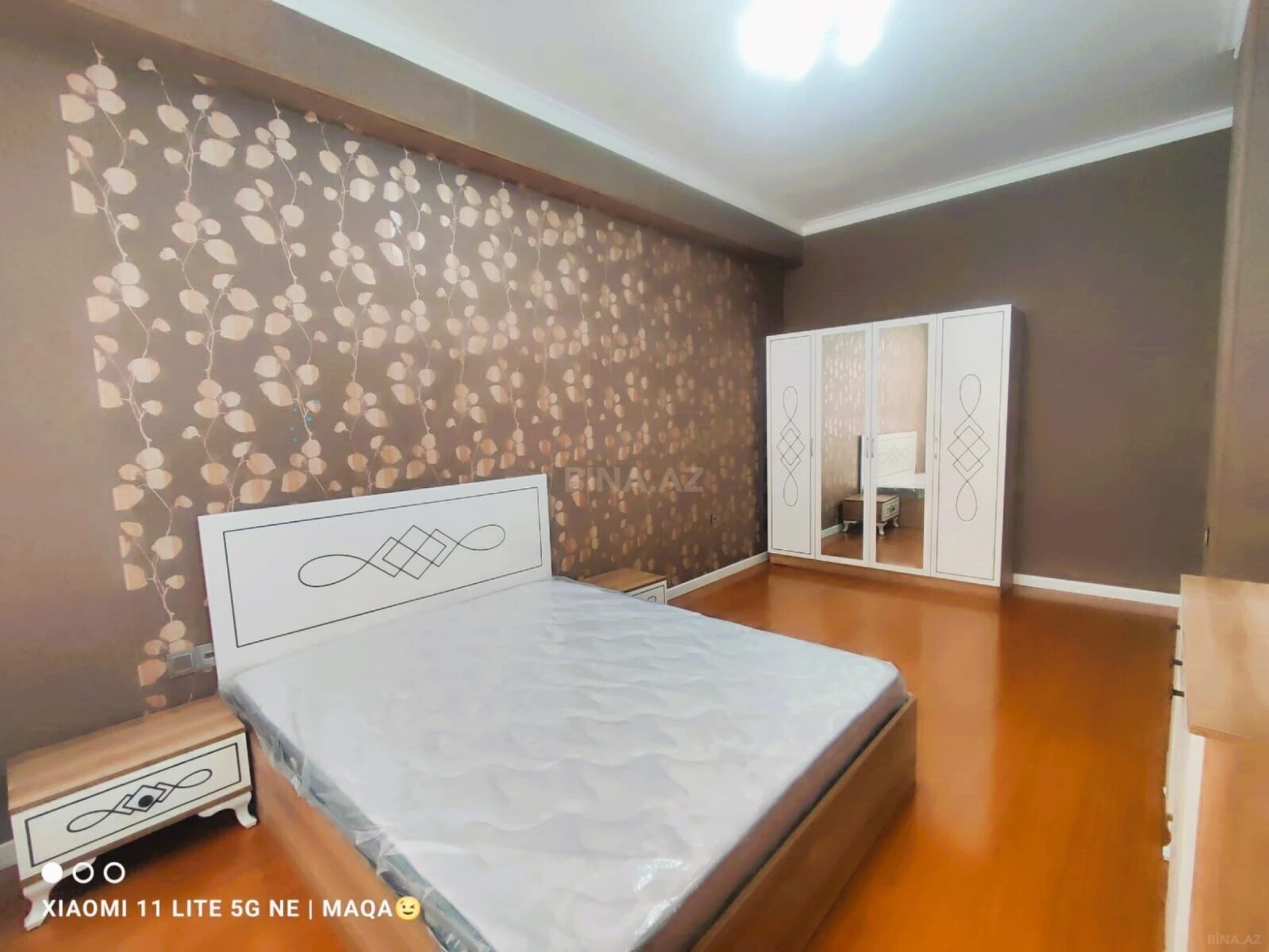 Kirayə verilir 3 otaqlı mənzil 105 m²