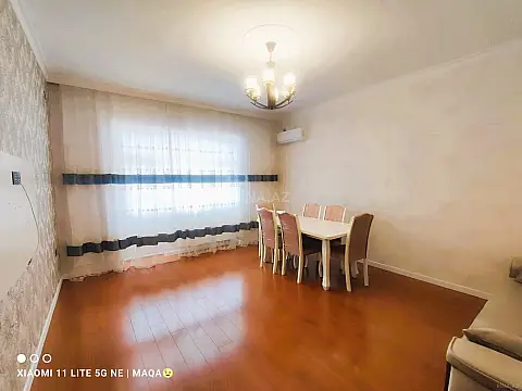 Kirayə verilir 3 otaqlı mənzil 105 m²