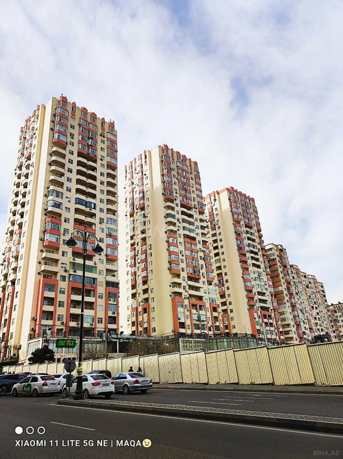 Kirayə verilir 3 otaqlı mənzil 105 m²