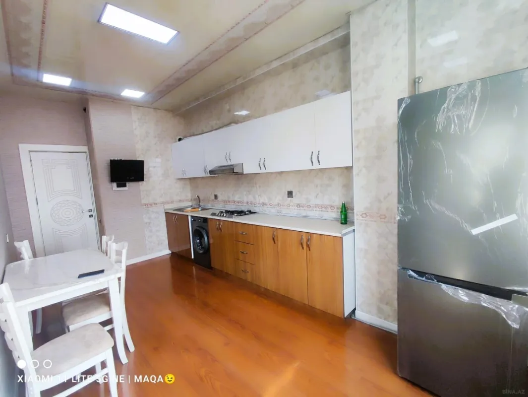 Kirayə verilir 3 otaqlı mənzil 105 m²