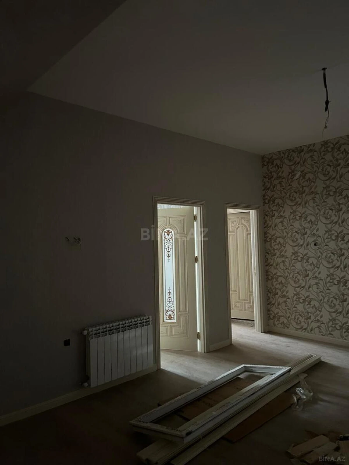 Satılır 4 otaqlı mənzil 170.7 m²