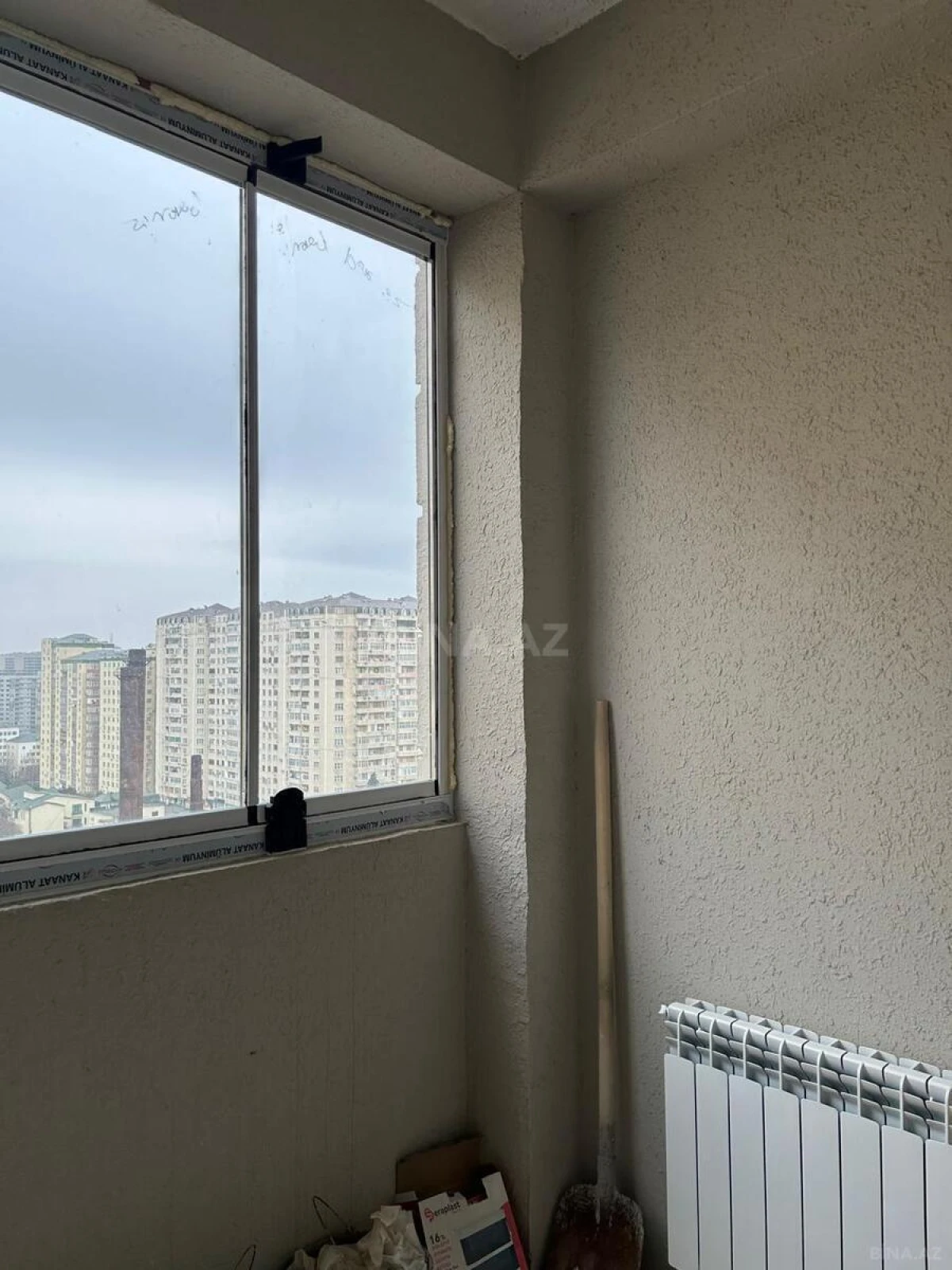 Satılır 4 otaqlı mənzil 170.7 m²