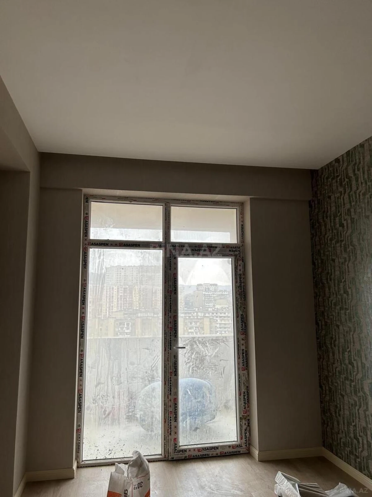 Satılır 4 otaqlı mənzil 170.7 m²