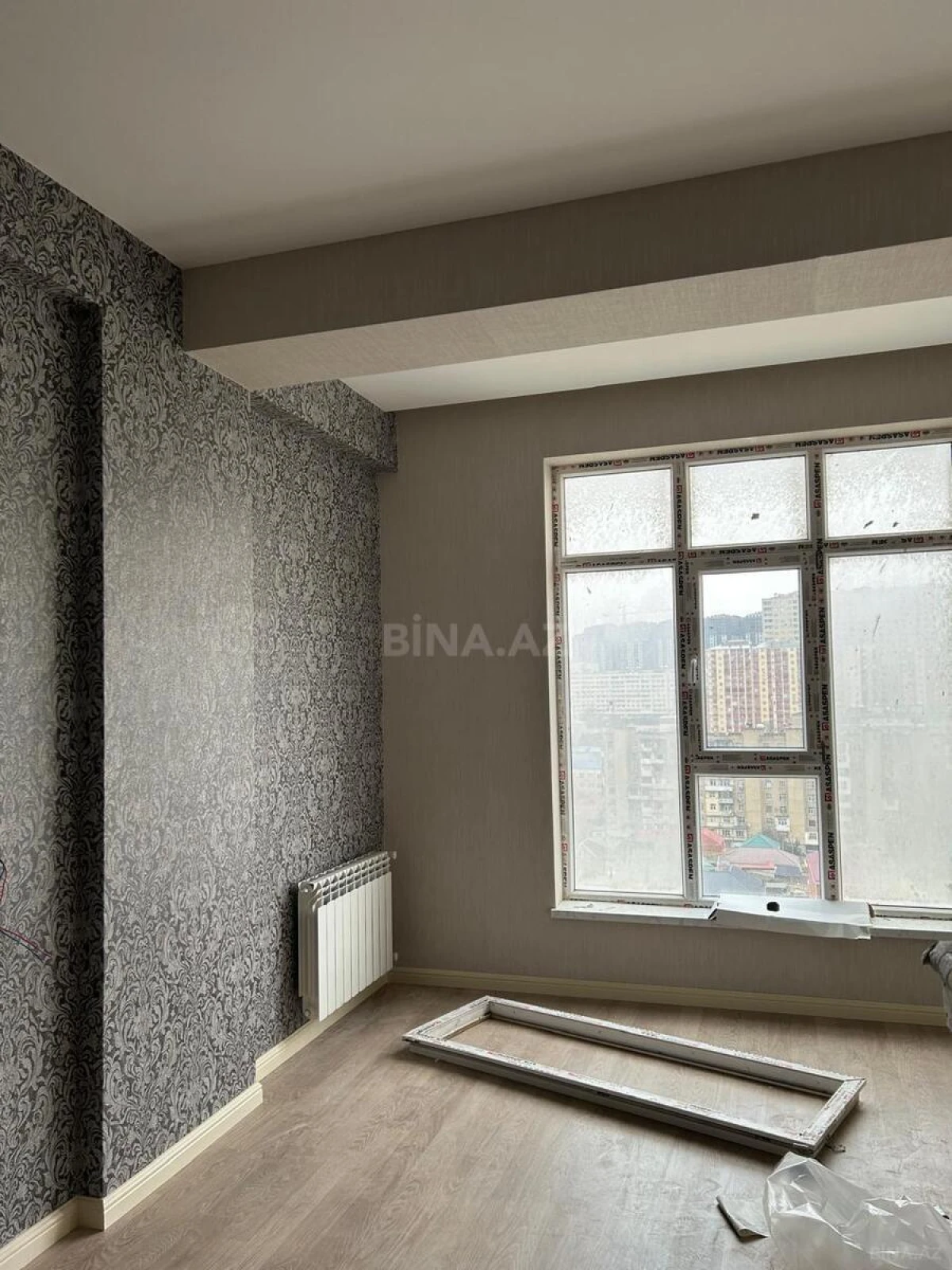 Satılır 4 otaqlı mənzil 170.7 m²