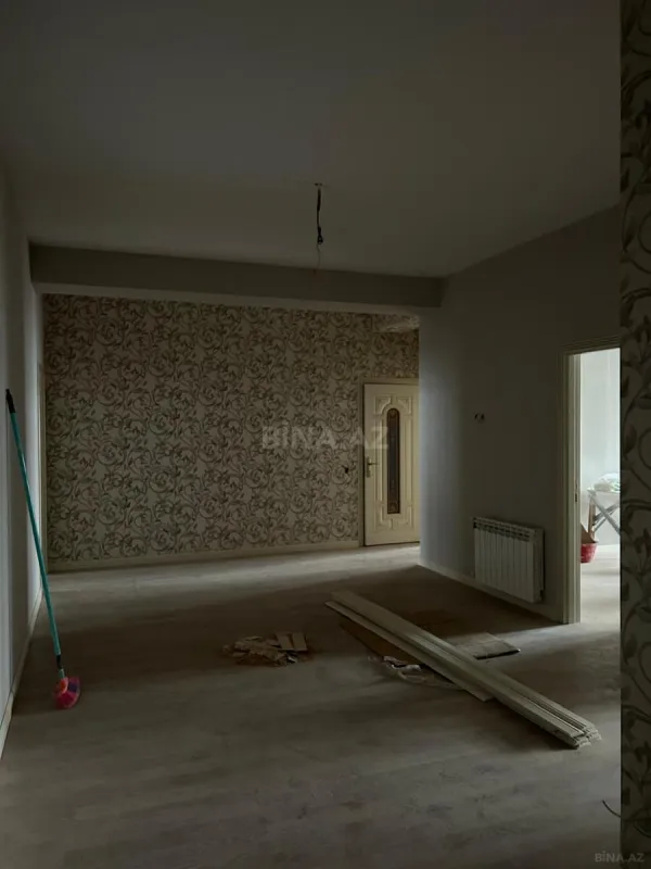 Satılır 4 otaqlı mənzil 170.7 m²