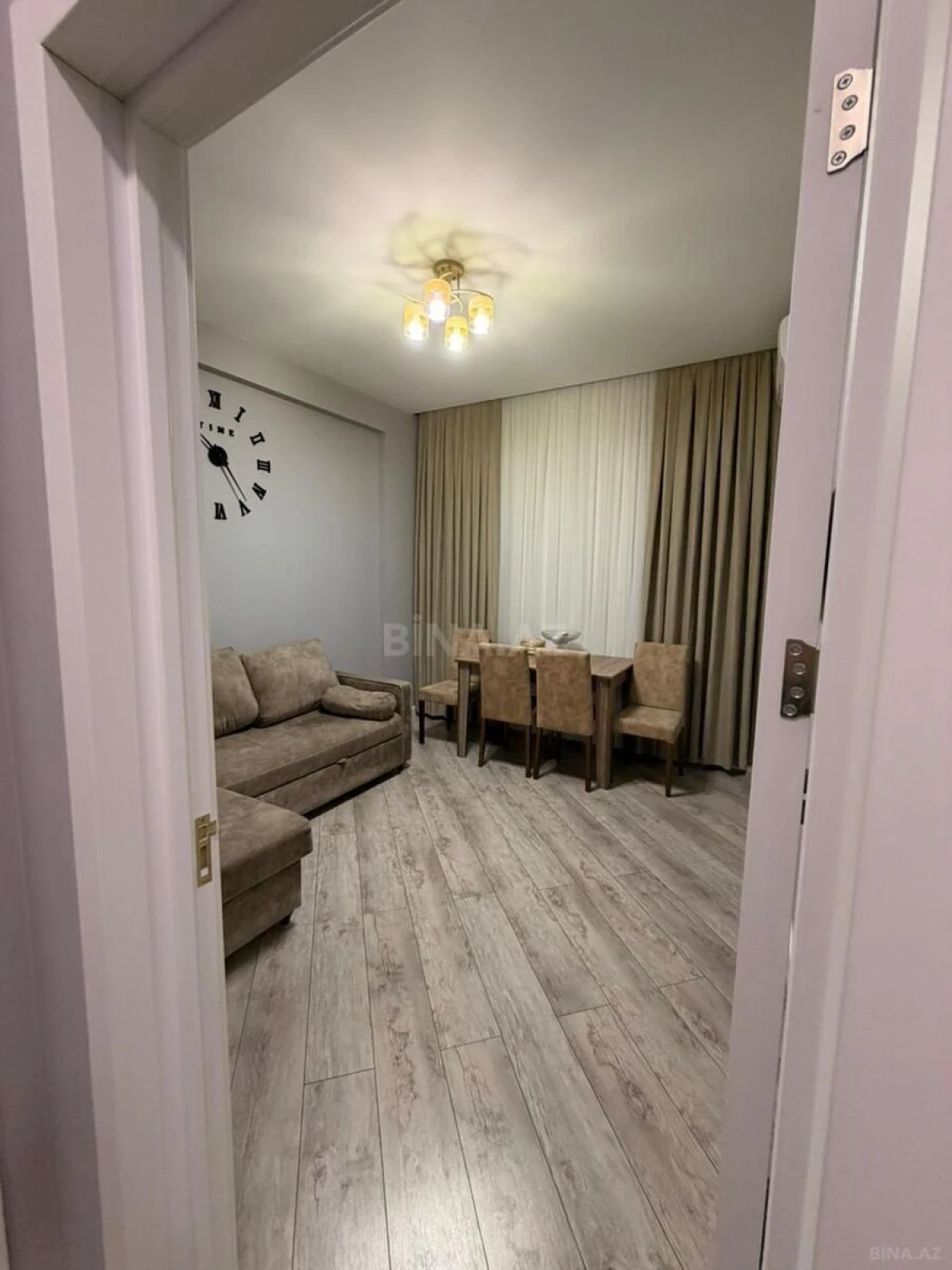 Kirayə verilir 2 otaqlı mənzil 65 m²