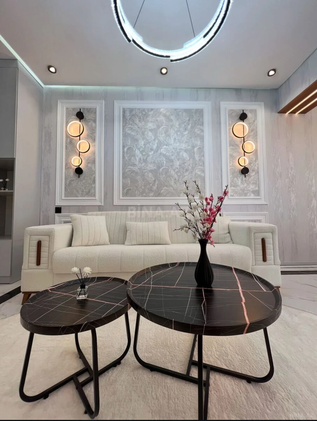Satılır 2 otaqlı mənzil 65 m²