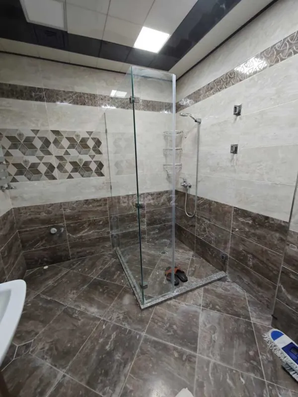 Kirayə verilir 3 otaqlı mənzil 130 m²