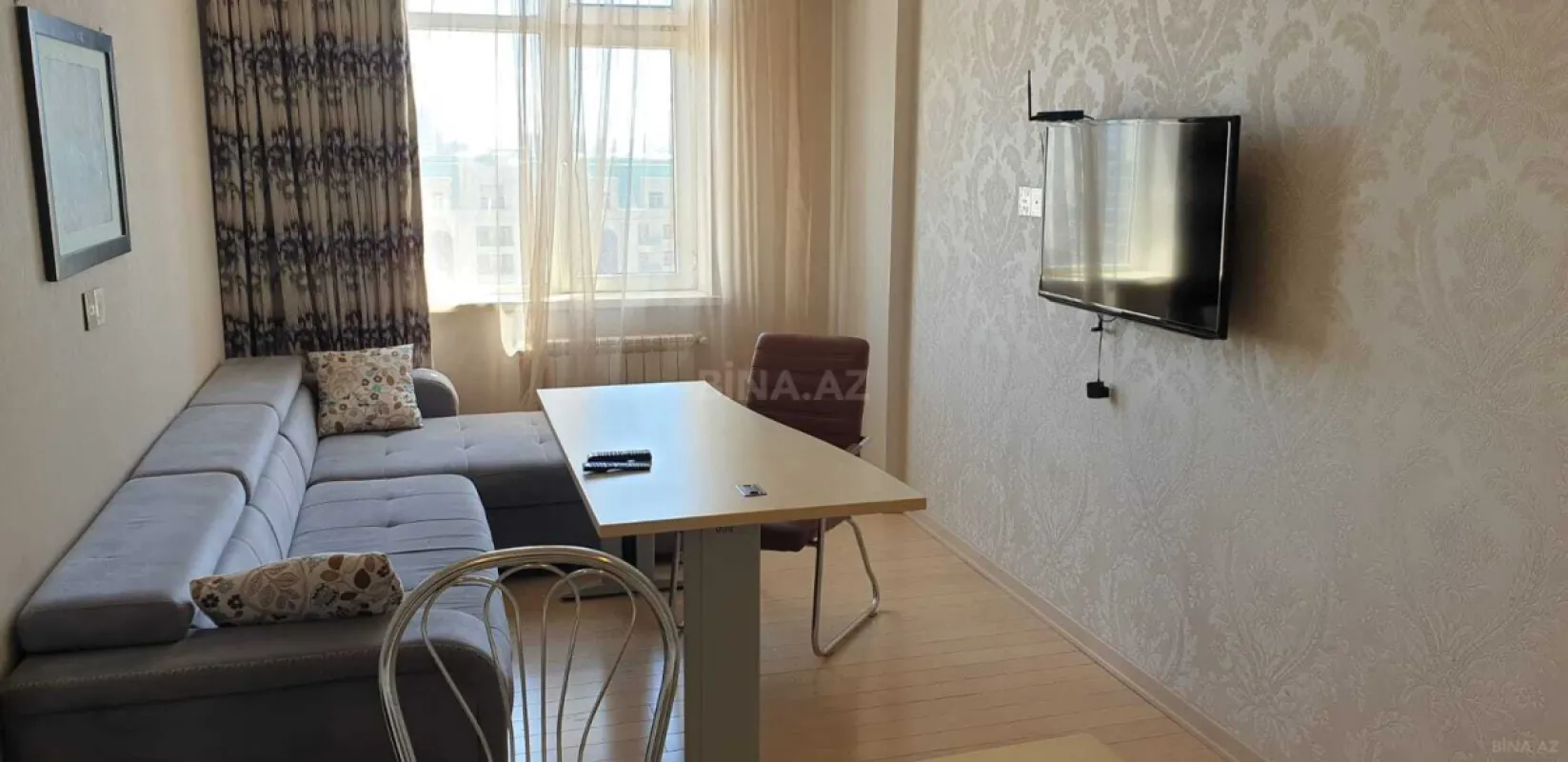 Kirayə verilir 2 otaqlı mənzil 70 m²