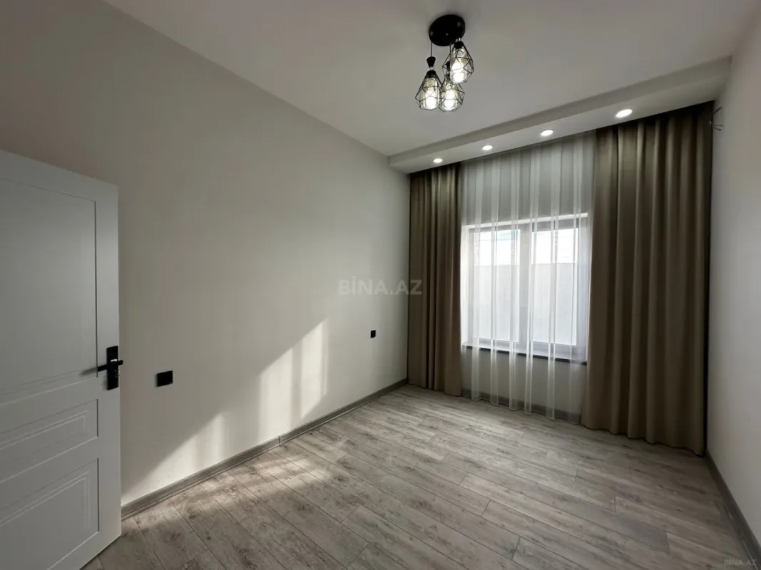 Satılır 4 otaqlı həyət evi 140 m²