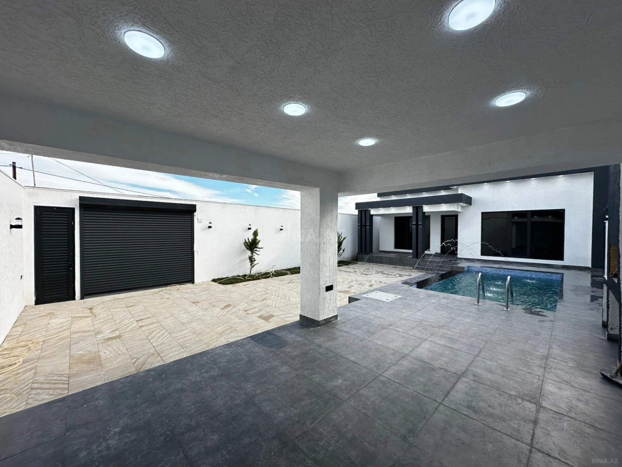 Satılır 4 otaqlı həyət evi 140 m²