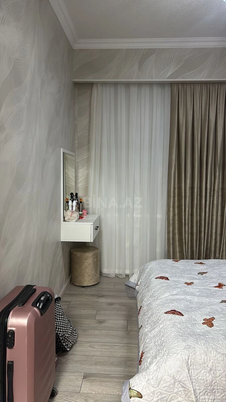Kirayə verilir 2 otaqlı mənzil 60 m²