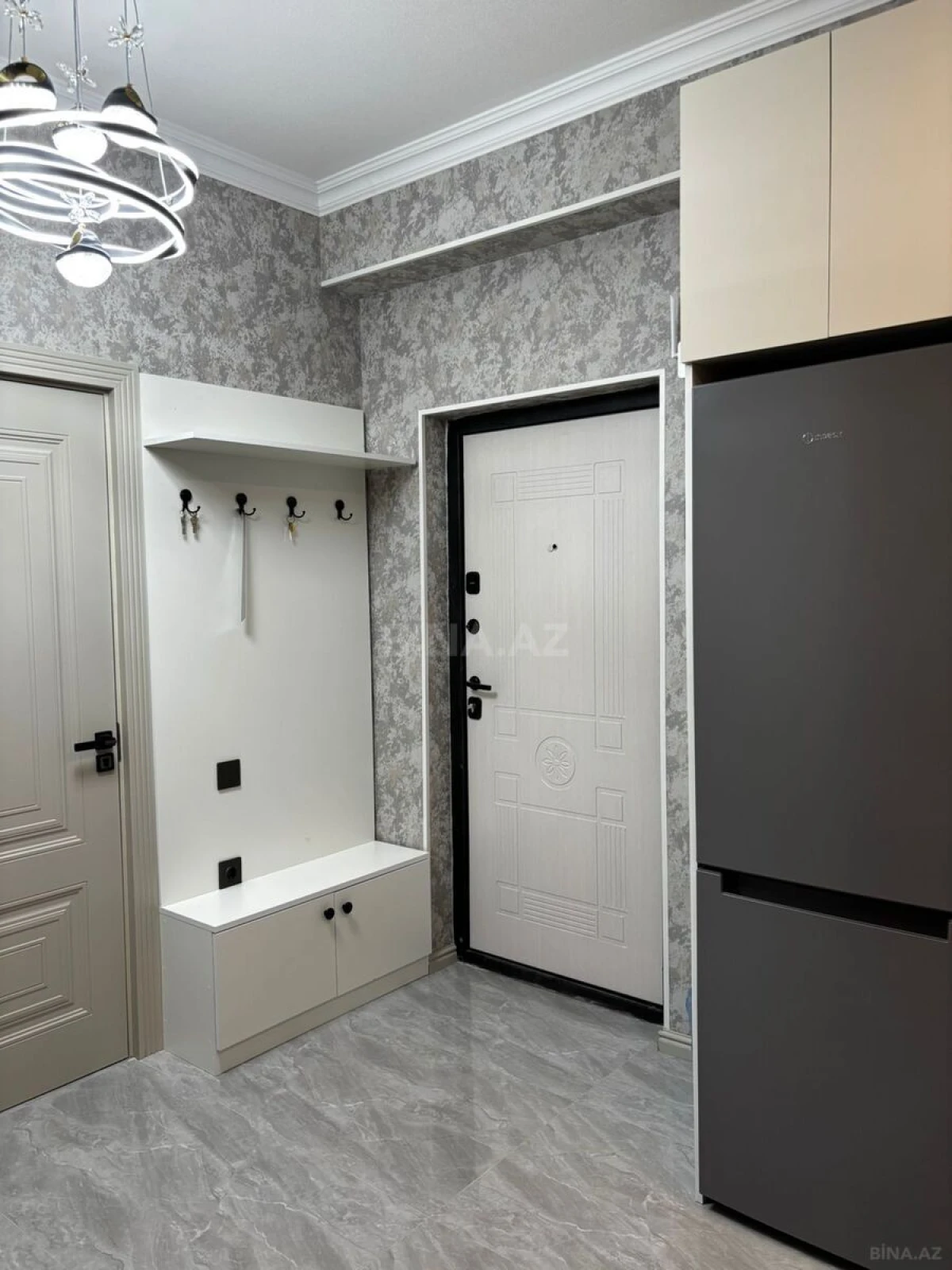 Kirayə verilir 2 otaqlı mənzil 60 m²