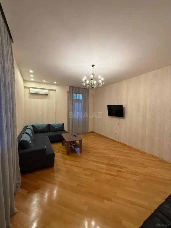 Satılır 2 otaqlı mənzil 90 m²