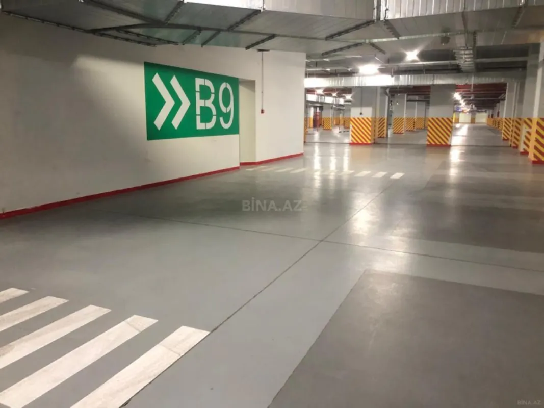 Satılır 4 otaqlı mənzil 186 m²