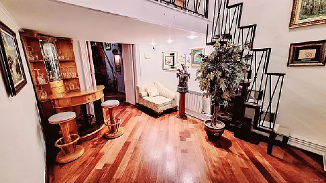 Satılır 5 otaqlı ofis 166 m²