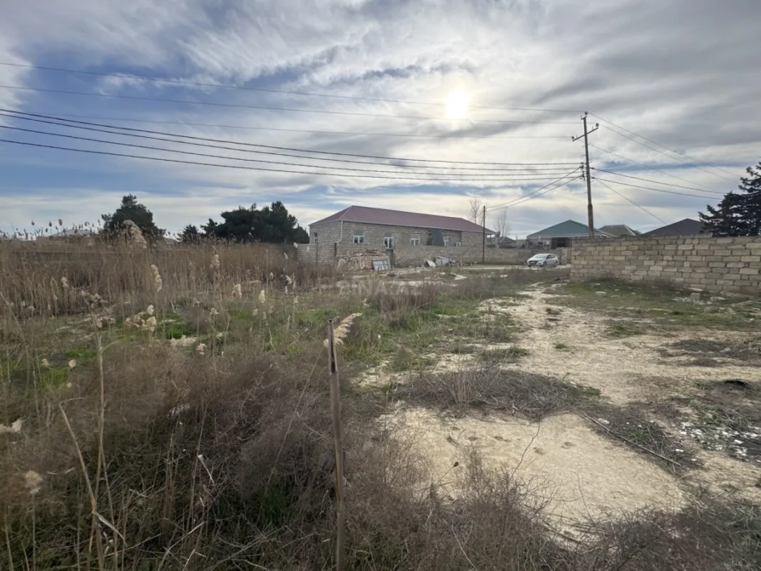 Satılır torpaq sahəsi 15 m²