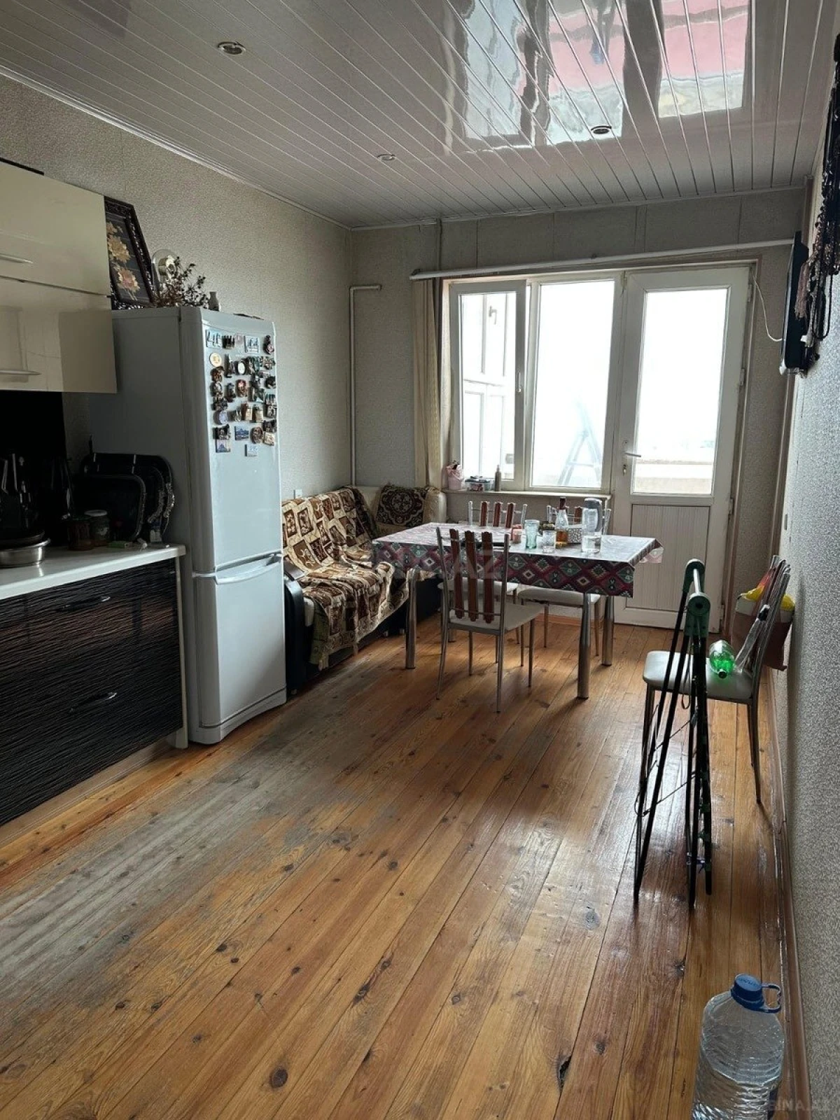 Satılır 3 otaqlı mənzil 115 m²