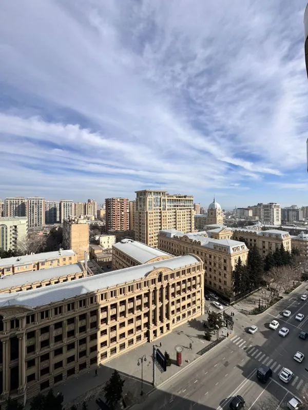 Satılır 2 otaqlı mənzil 55 m²