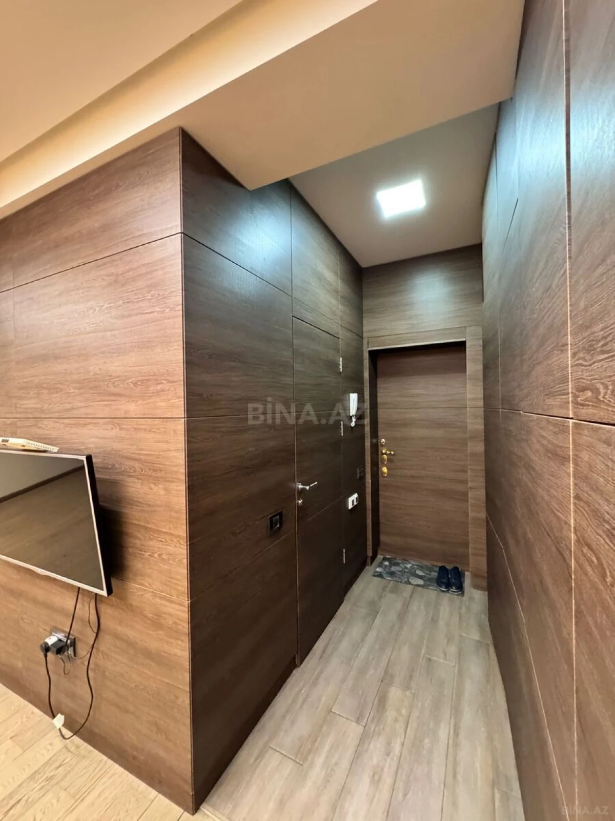 Satılır 2 otaqlı mənzil 55 m²