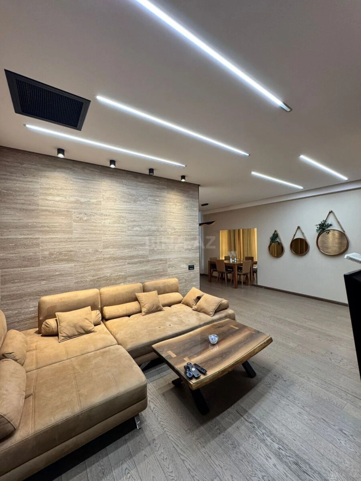 Satılır 2 otaqlı mənzil 55 m²