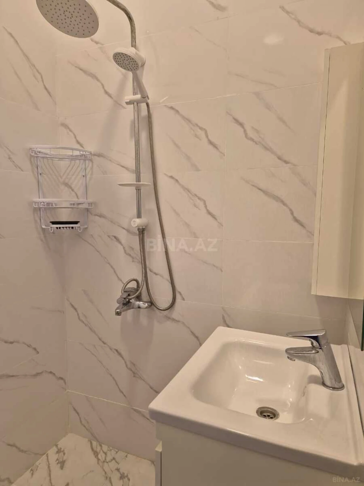 Kirayə verilir 4 otaqlı həyət evi 120 m²