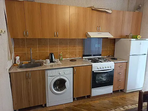Kirayə verilir 2 otaqlı mənzil 88 m²