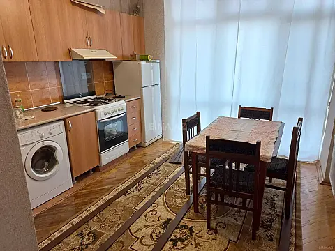 Kirayə verilir 2 otaqlı mənzil 88 m² — Bakı, Nərimanov 2 otaq 88.00 m²