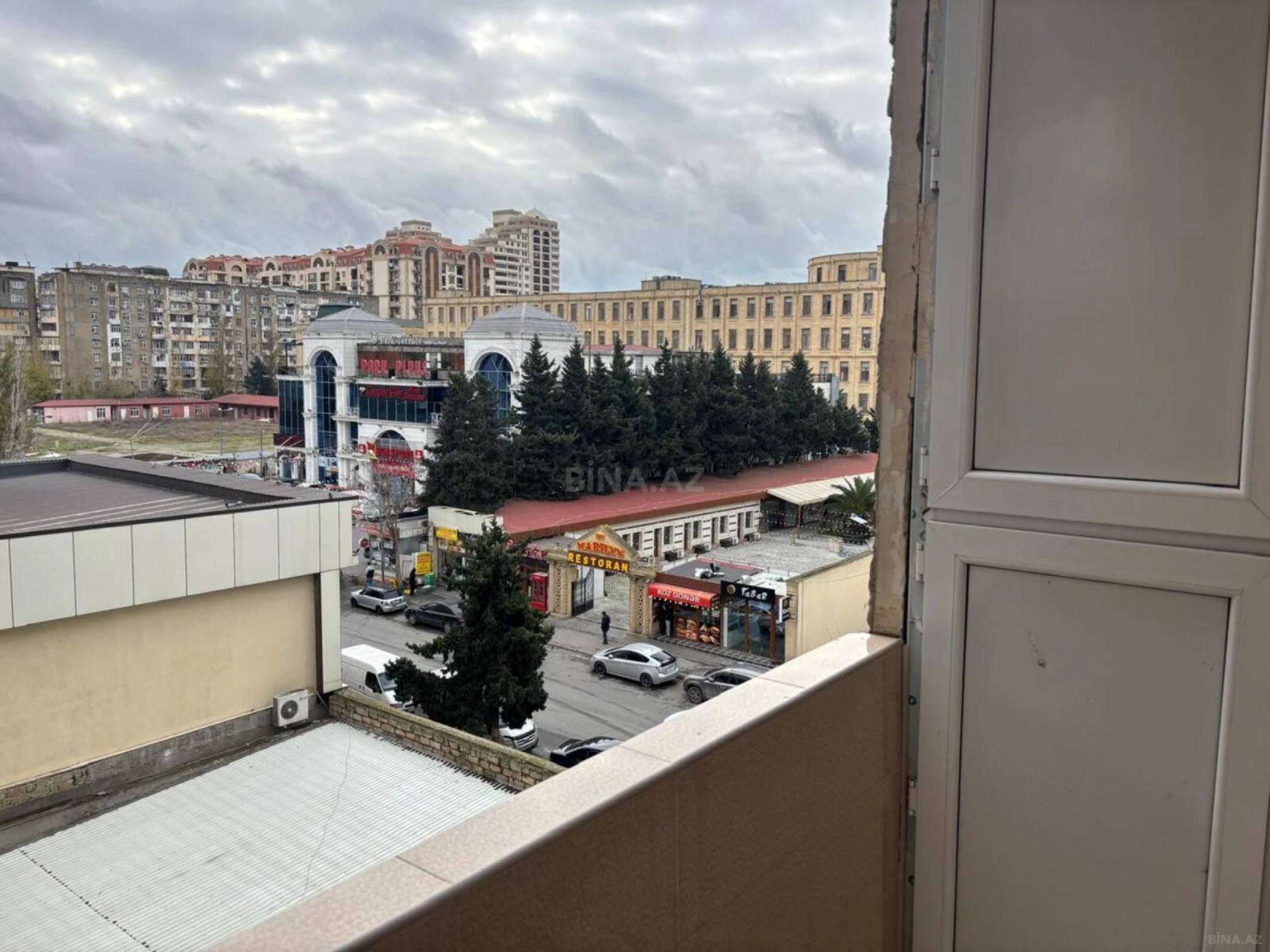 Satılır 3 otaqlı mənzil 85 m²