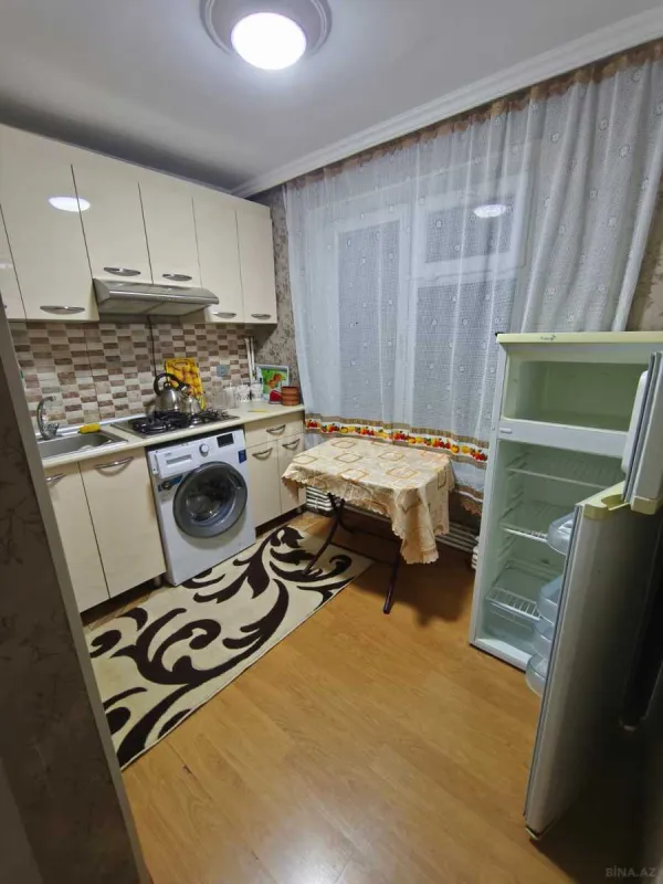 Kirayə verilir 2 otaqlı mənzil 45 m²