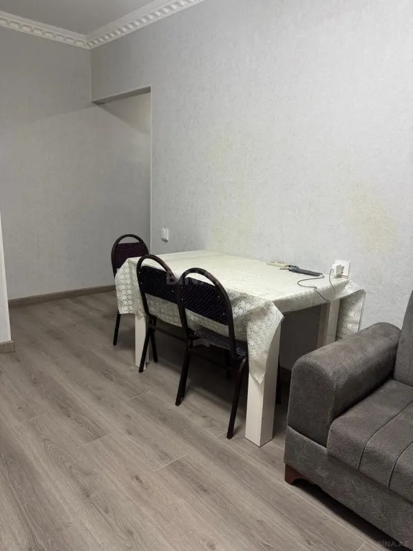 Kirayə verilir 2 otaqlı mənzil 57 m²