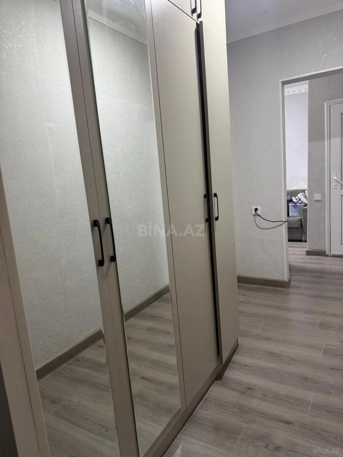 Kirayə verilir 2 otaqlı mənzil 57 m²