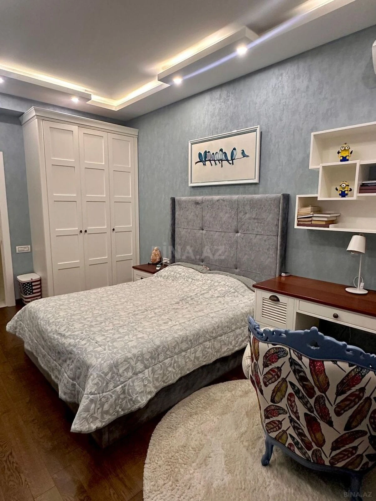 Kirayə verilir 4 otaqlı mənzil 150 m²