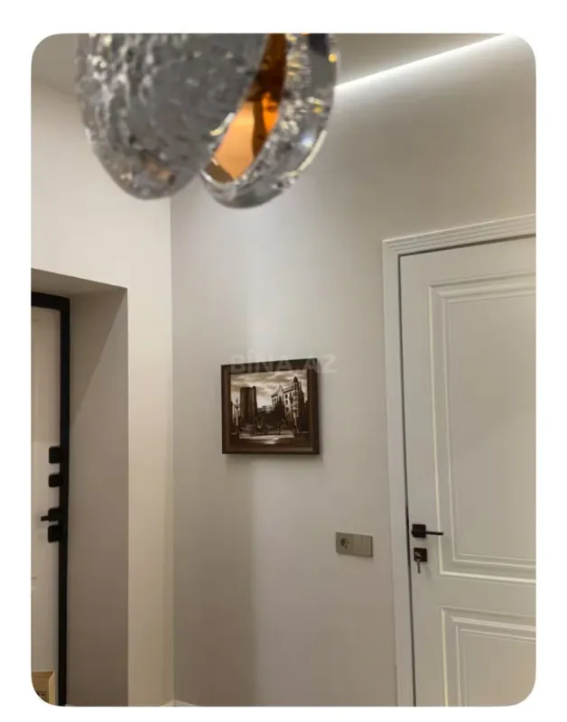 Satılır 2 otaqlı mənzil 52 m²