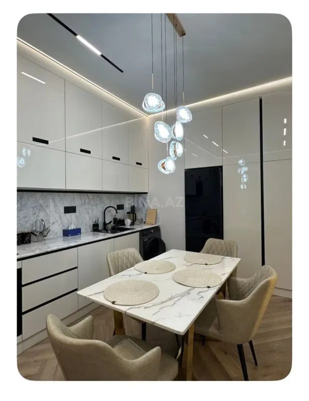 Satılır 2 otaqlı mənzil 52 m²