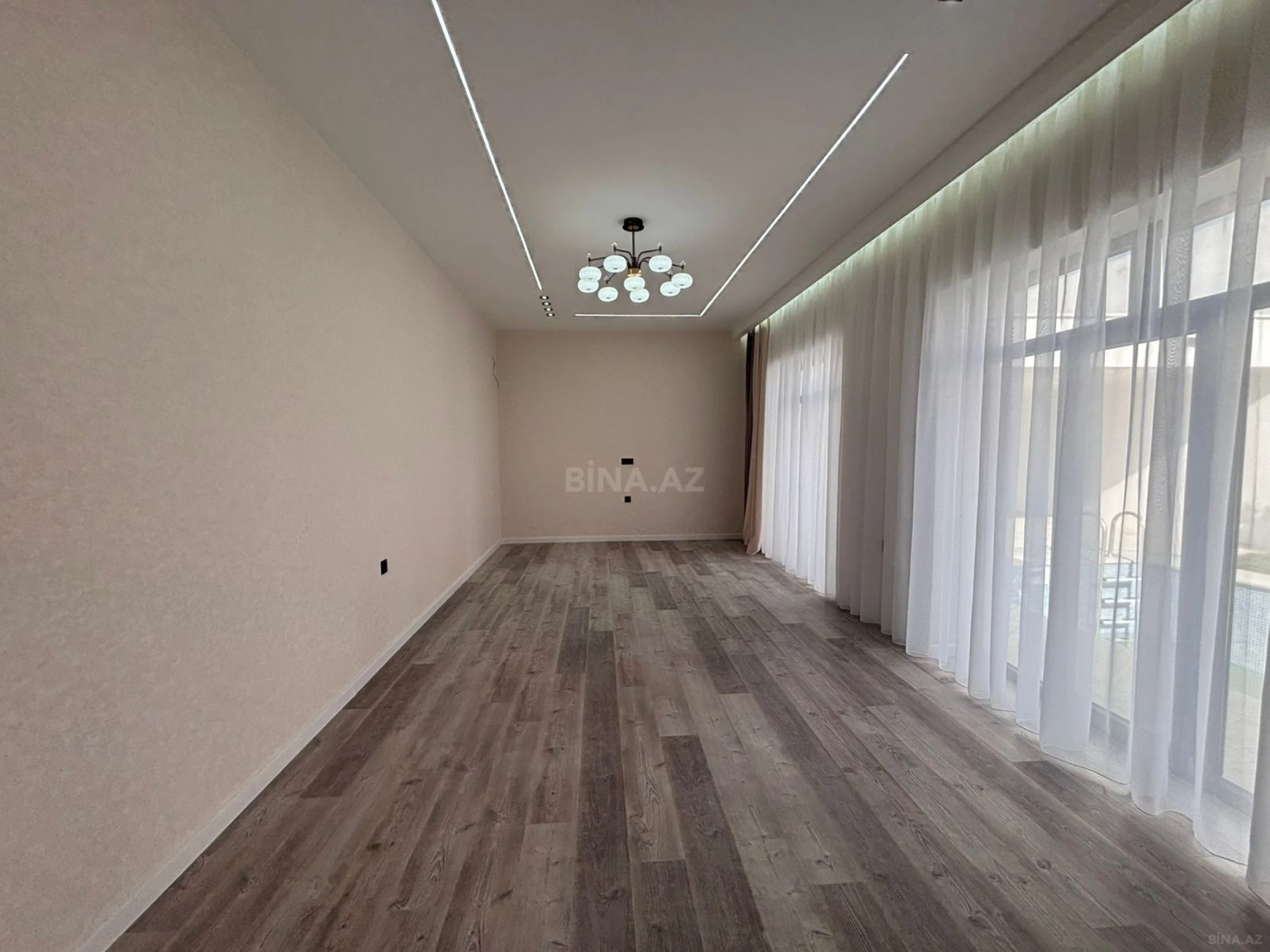 Satılır 4 otaqlı həyət evi 160 m²