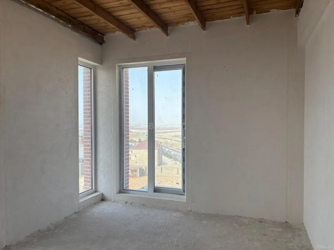 Satılır 6 otaqlı həyət evi 310 m²